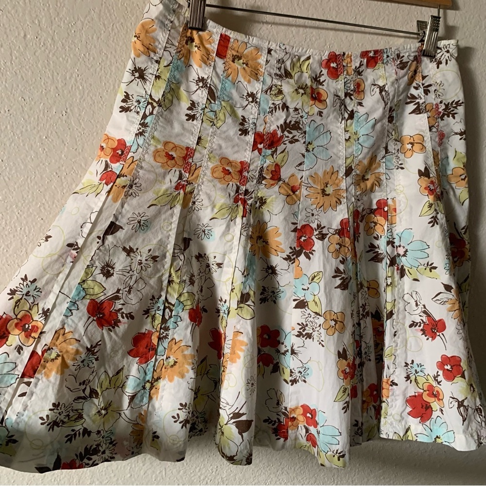 CAbi Floral A-Line Skirt - White with Multi-Color Flowers - Picture 2 of 4